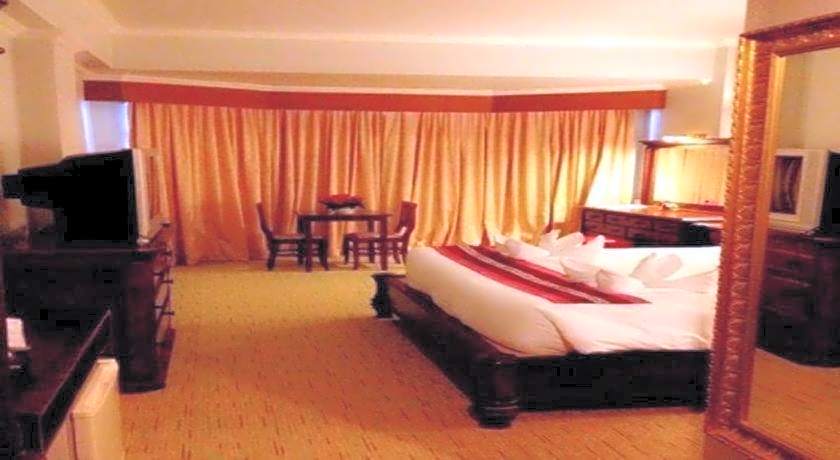 Thepnakorn Hotel
