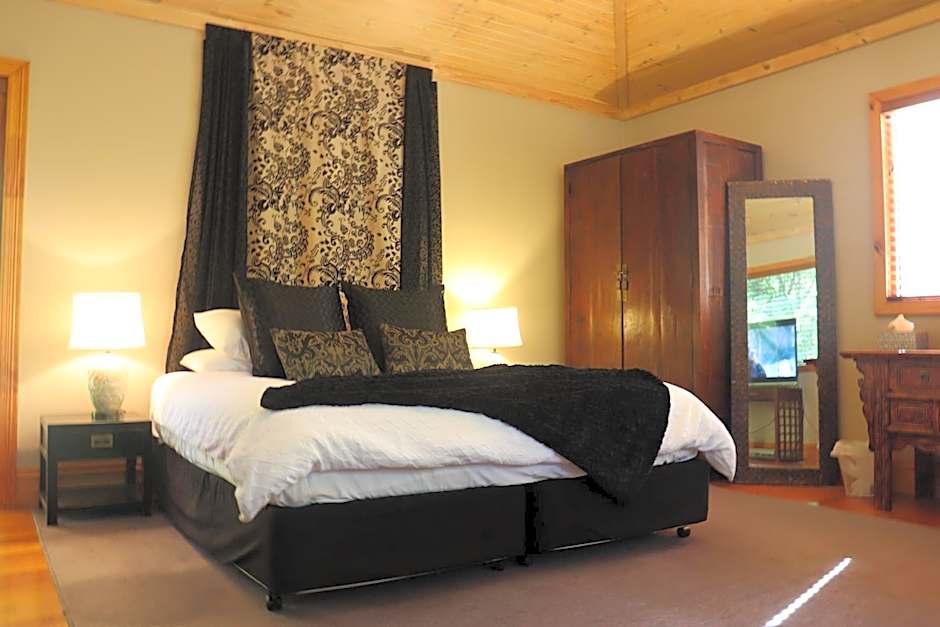 Linden Gardens Rainforest Retreat
