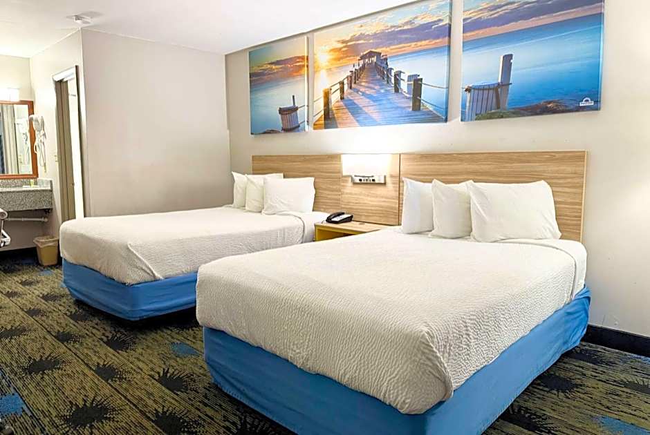 Days Inn by Wyndham Greenville