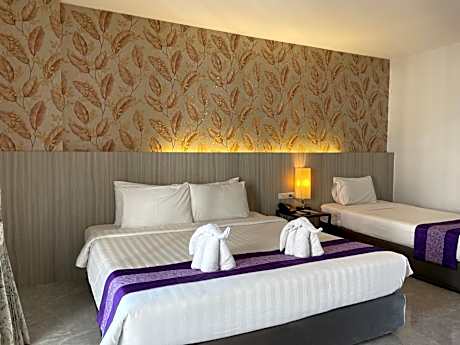 Superior Triple Room