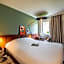 ibis Nuits Saint Georges