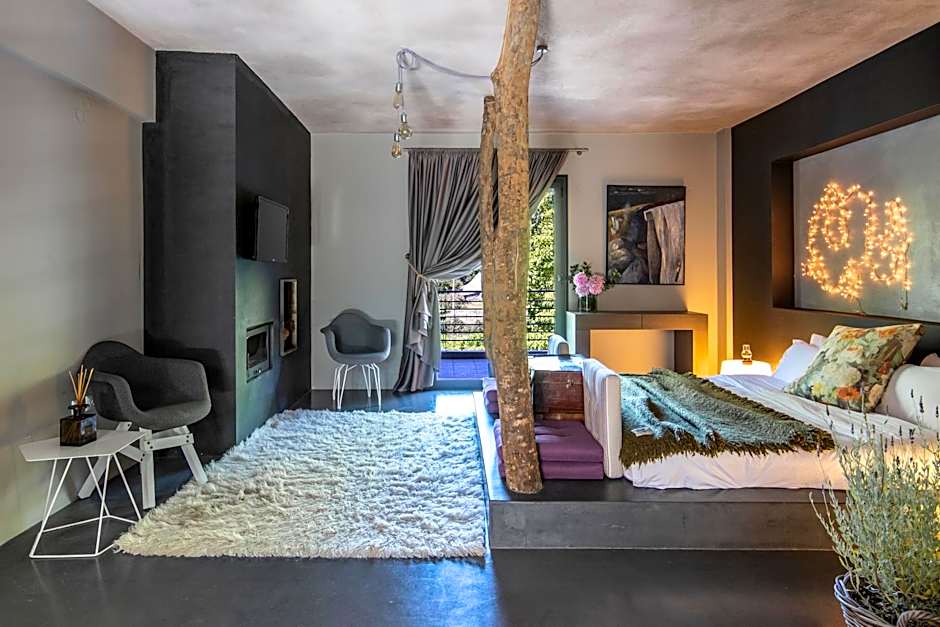 Oniropetra Boutique Hotel