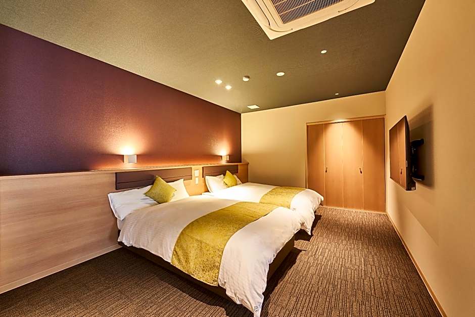 AKARI et KAORI formerly Taizanso