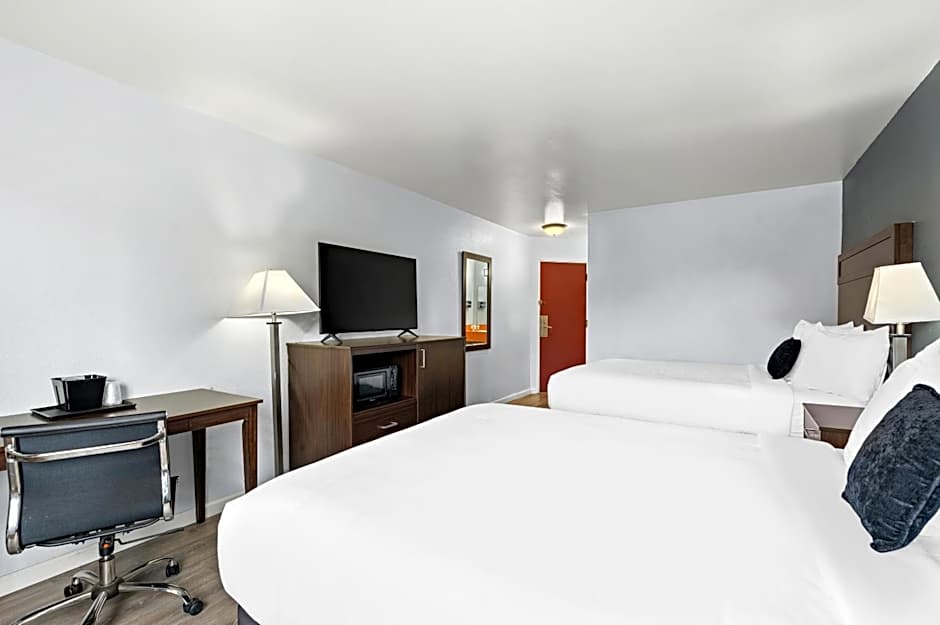 Red Lion Inn & Suites Yakima
