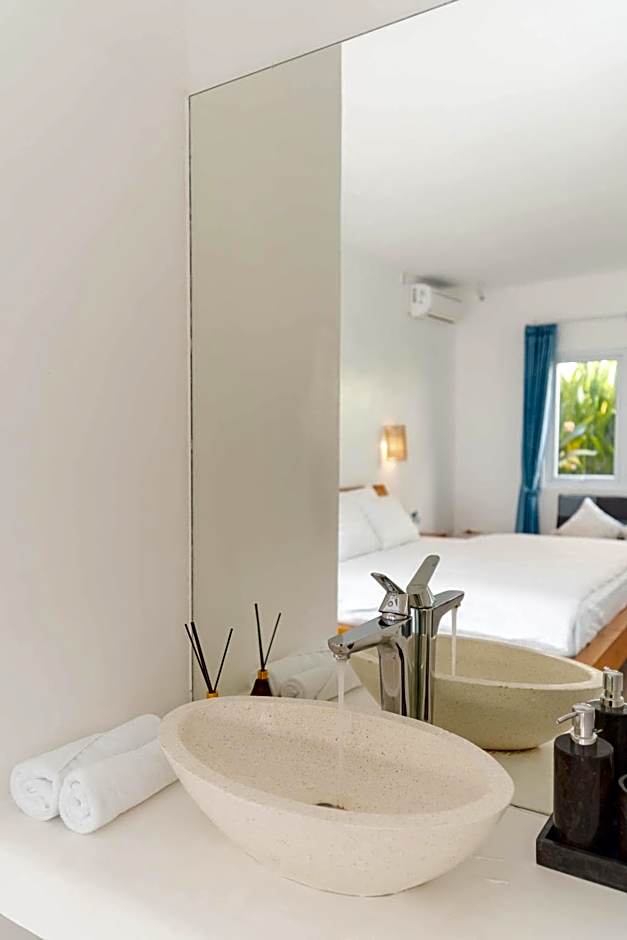 Zoe Luxury Oceanview Villa