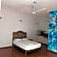 Blue Hotel