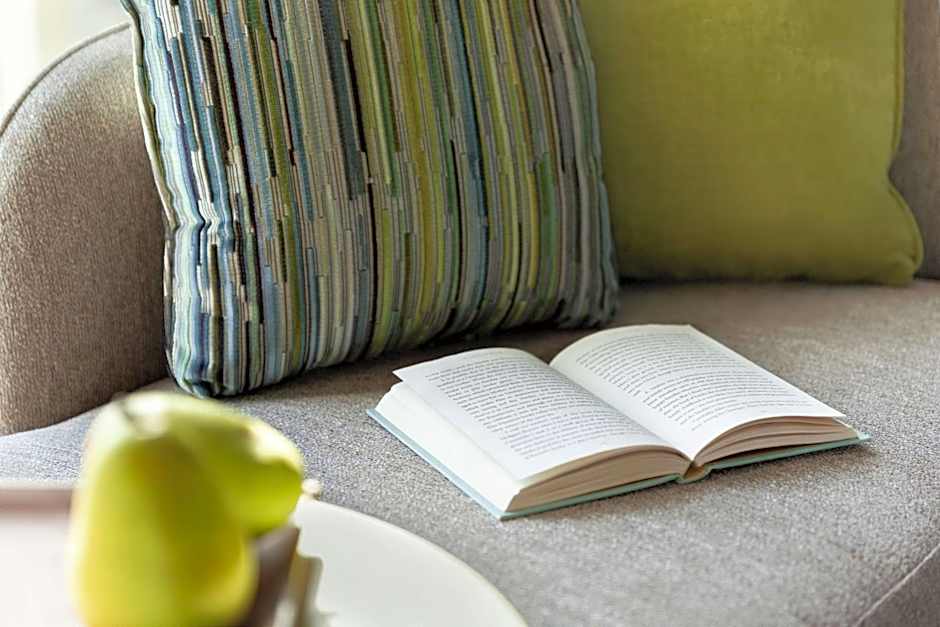 Hotel Alba Tampa, Tapestry Collection By Hilton