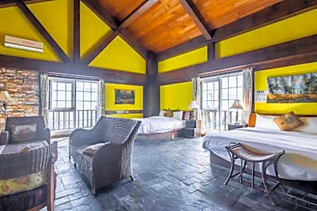 Superior Family Room