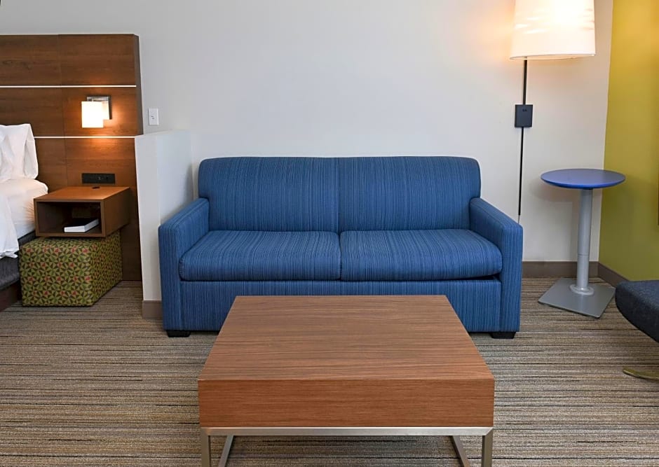 Holiday Inn Express And Suites MADISONVILLE By IHG