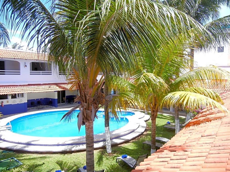 Hotel Plaza Almendros