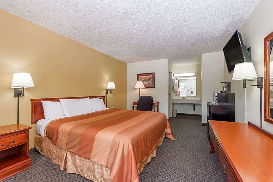 Days Inn by Wyndham Fort Payne