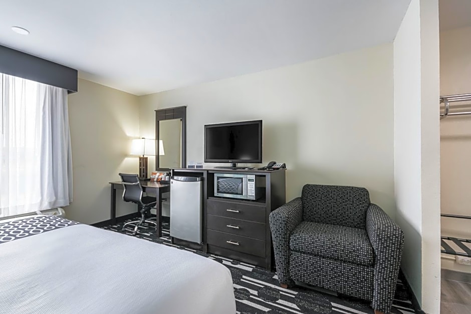 Days Inn by Wyndham Oklahoma City Bricktown