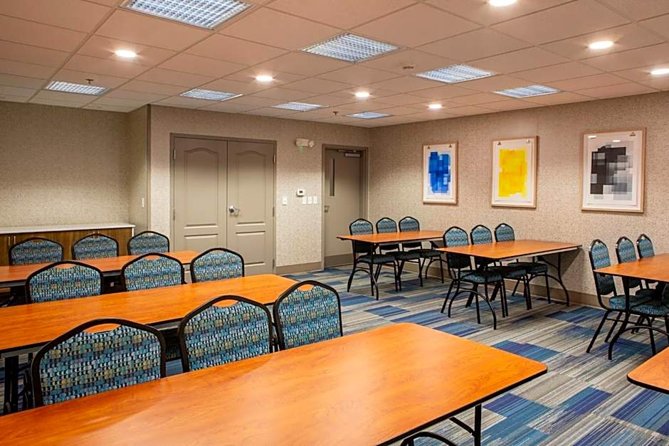 Holiday Inn Express & Suites Sioux City-South By IHG
