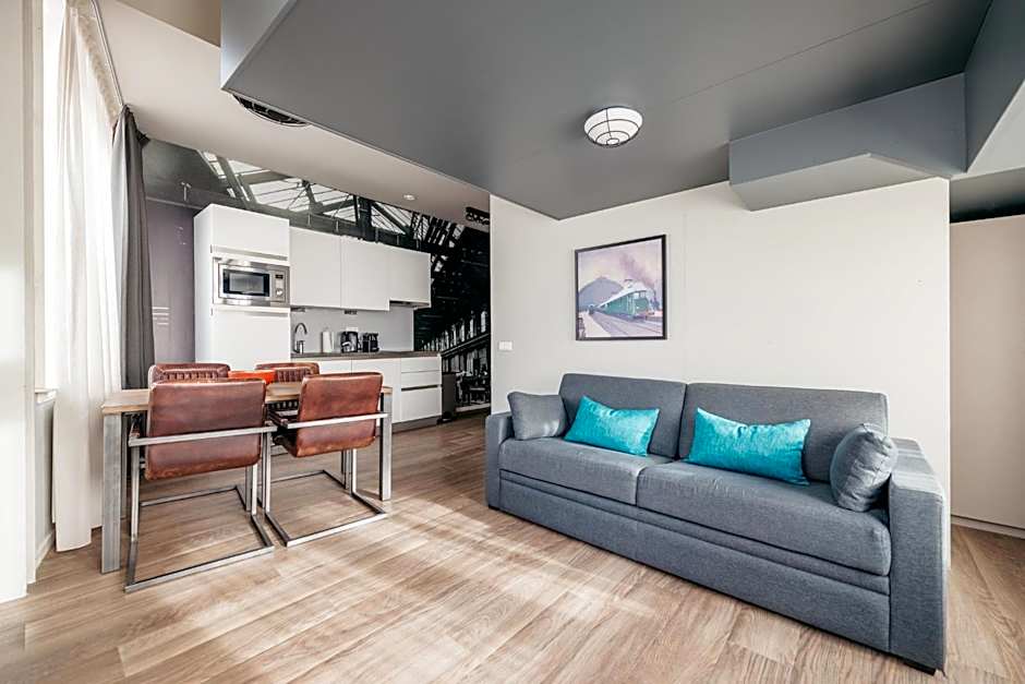 YAYS Amsterdam Maritime by Numa