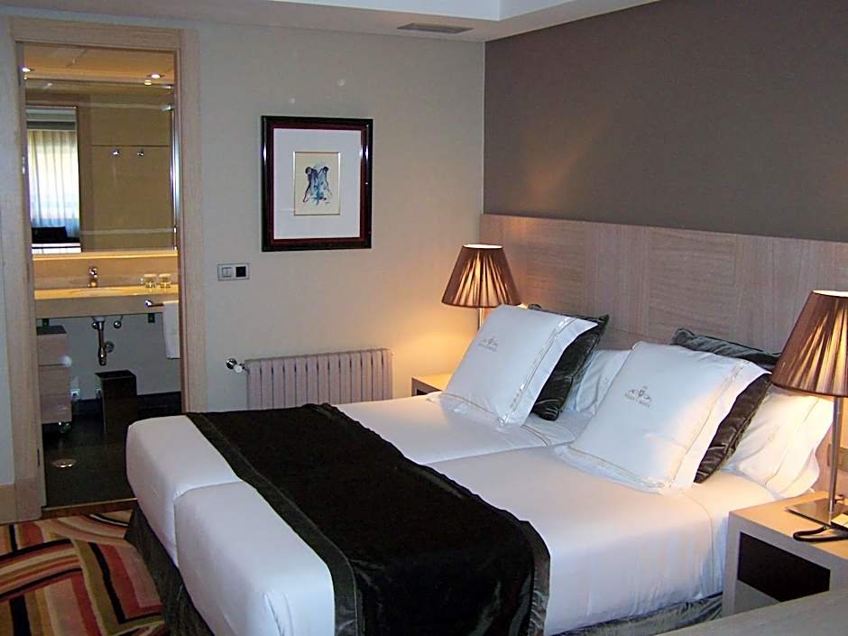 Washington Parquesol Suites & Hotel