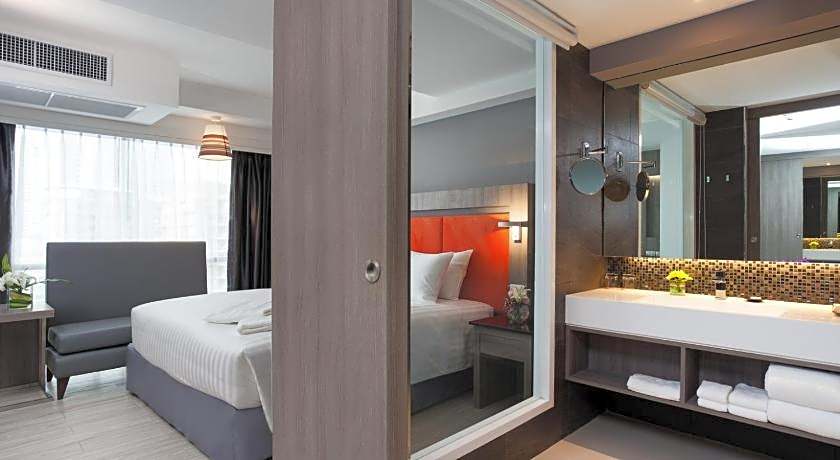Grand 5 Hotel & Plaza Sukhumvit Bangkok