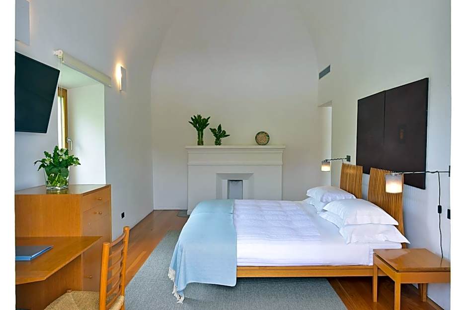 Pousada Convento de Arraiolos - Historic Hotel