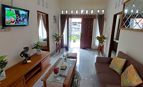 D’Unique Homestay by Luxury Degree