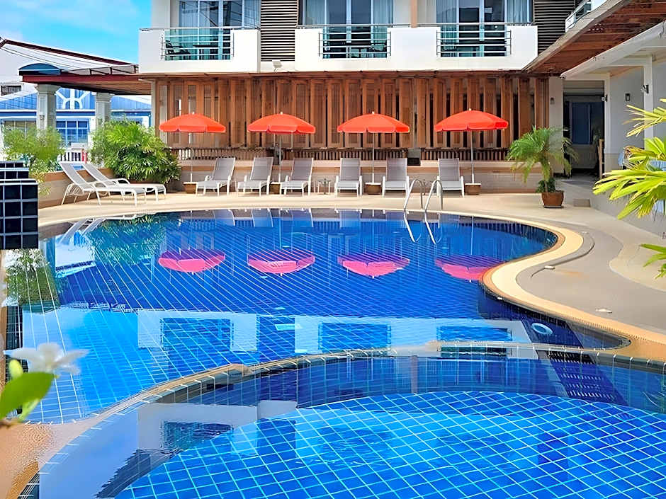 Samui First House Hotel