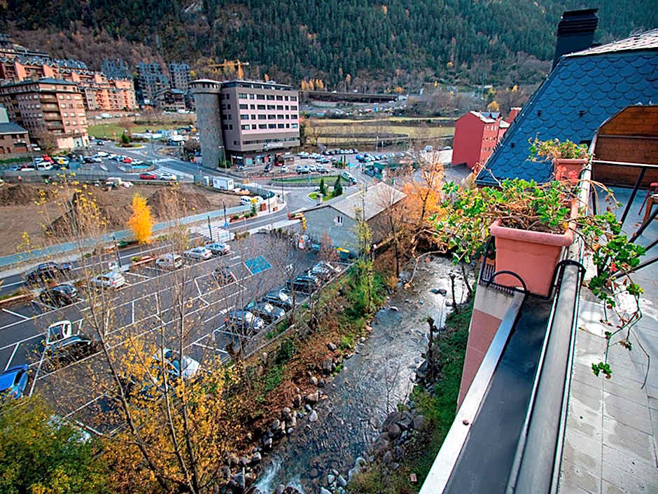 Hotel Pere D'Urg 3000