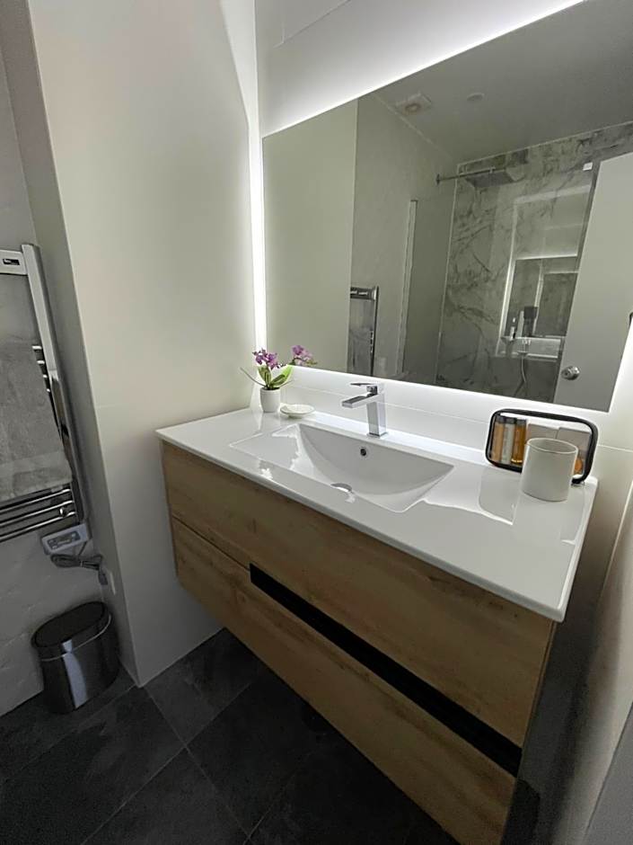 Scarlet's Place - 1 bed Victory Village Quinta Do Lago - beach, nature, lakes