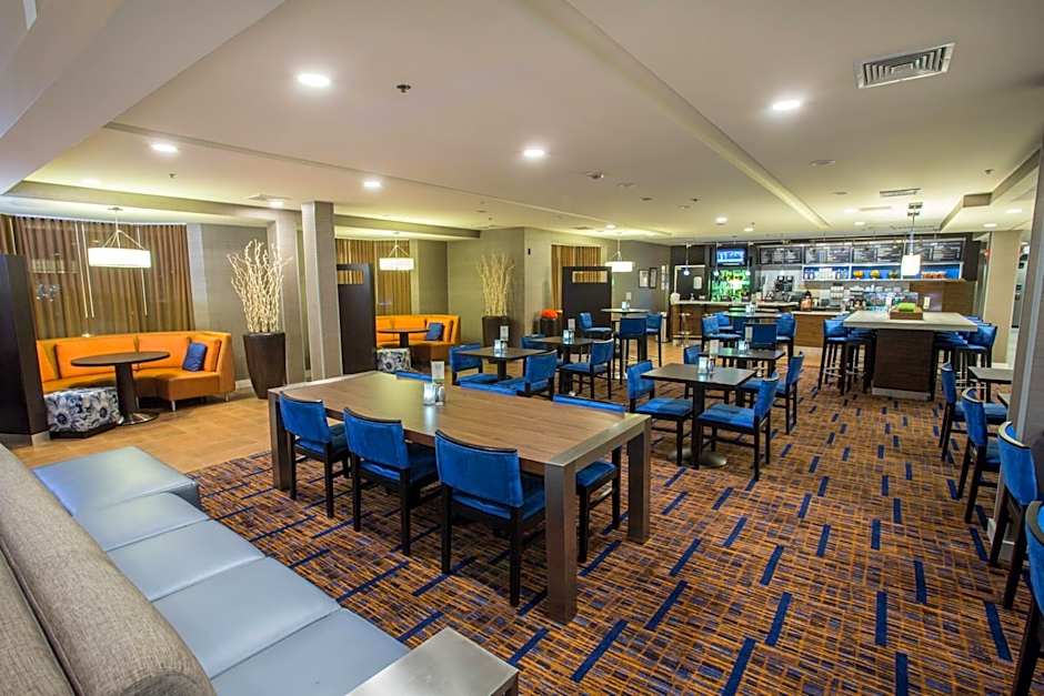Courtyard by Marriott Boston Raynham