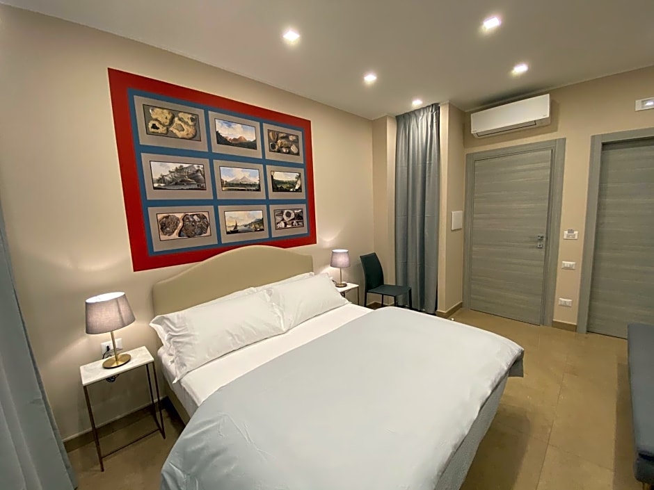 MDC LUXURY ROOMS NAPLES