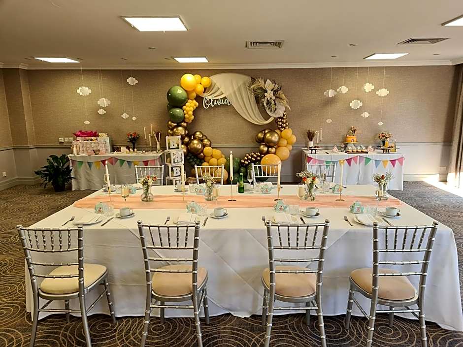 Hilton Cobham