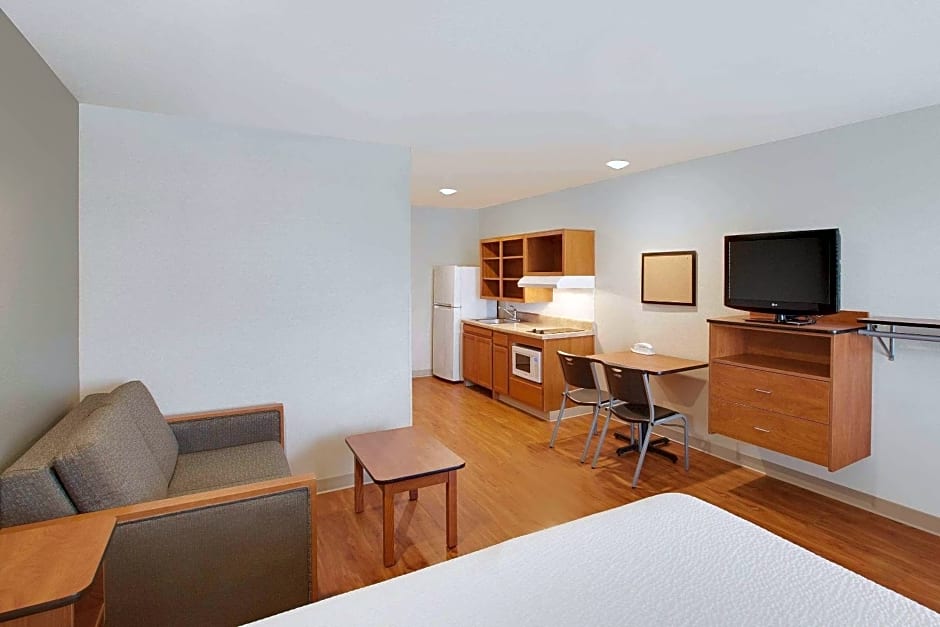 WoodSpring Suites College Station