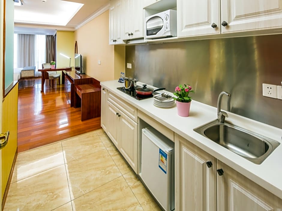 Grand Eastern International Apartment
