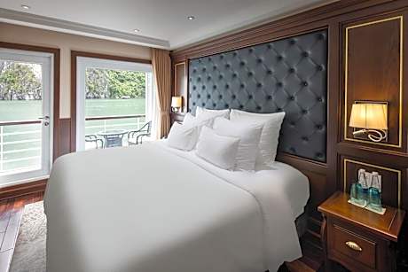 Executive with Balcony 2 Day 1 Night Package