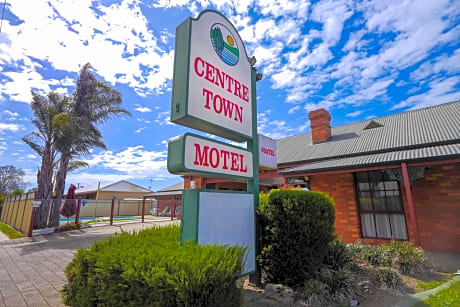 Centre Town Motel