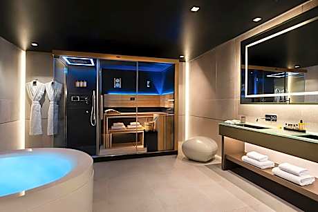 Spa Suite, 1 Bedroom Suite, 1 King, Whirlpool