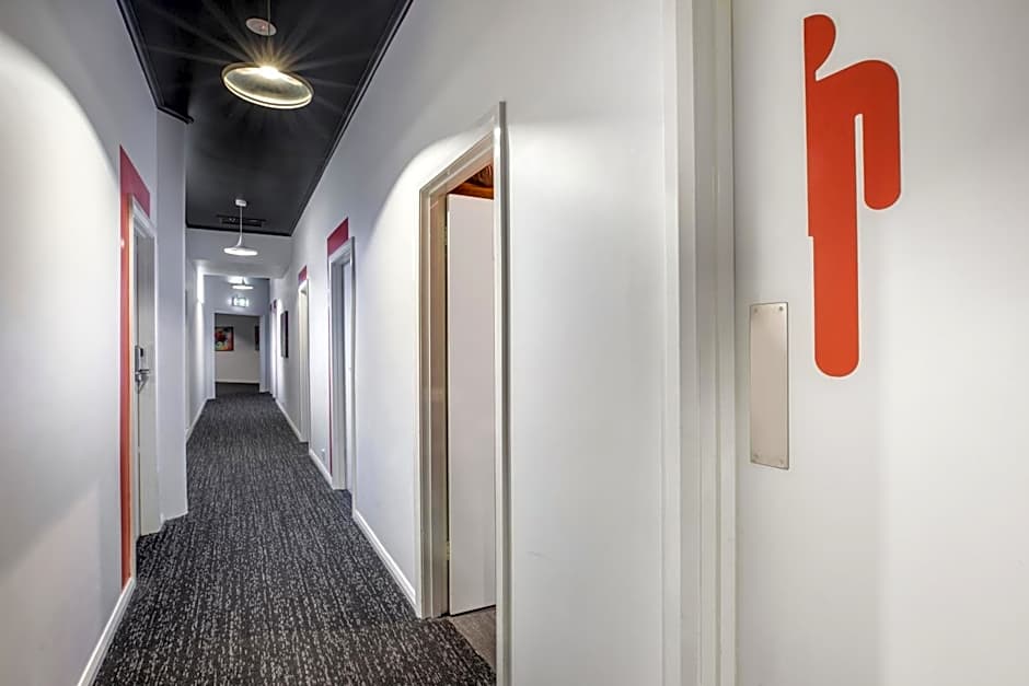 Nightcap at Ashley Hotel