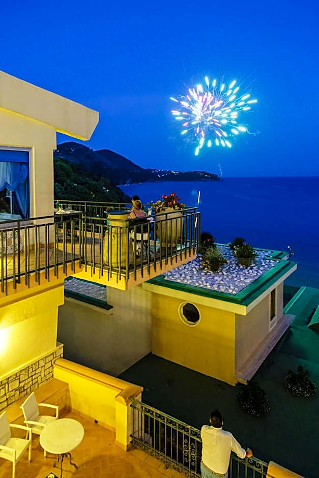Summit Hotel