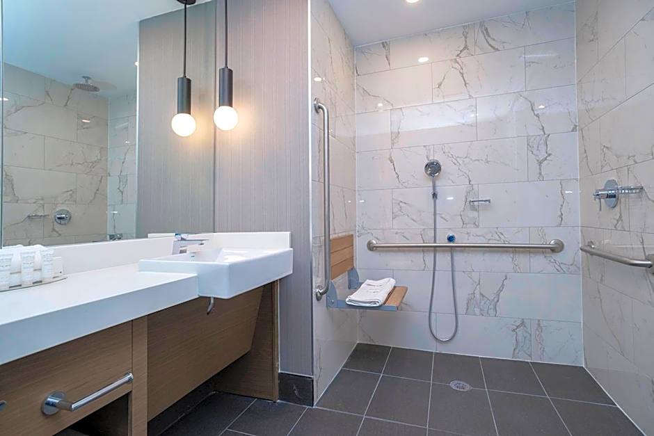 Sandman Signature Sherwood Park Hotel