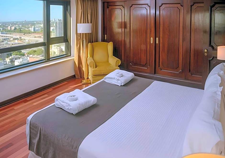 Radisson Montevideo Victoria Plaza Hotel