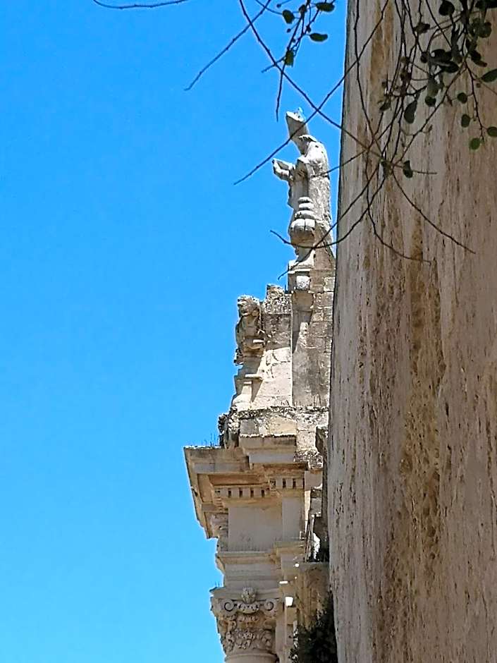 Eccelsoleccese Boutique B&B - steps from the Historic Center