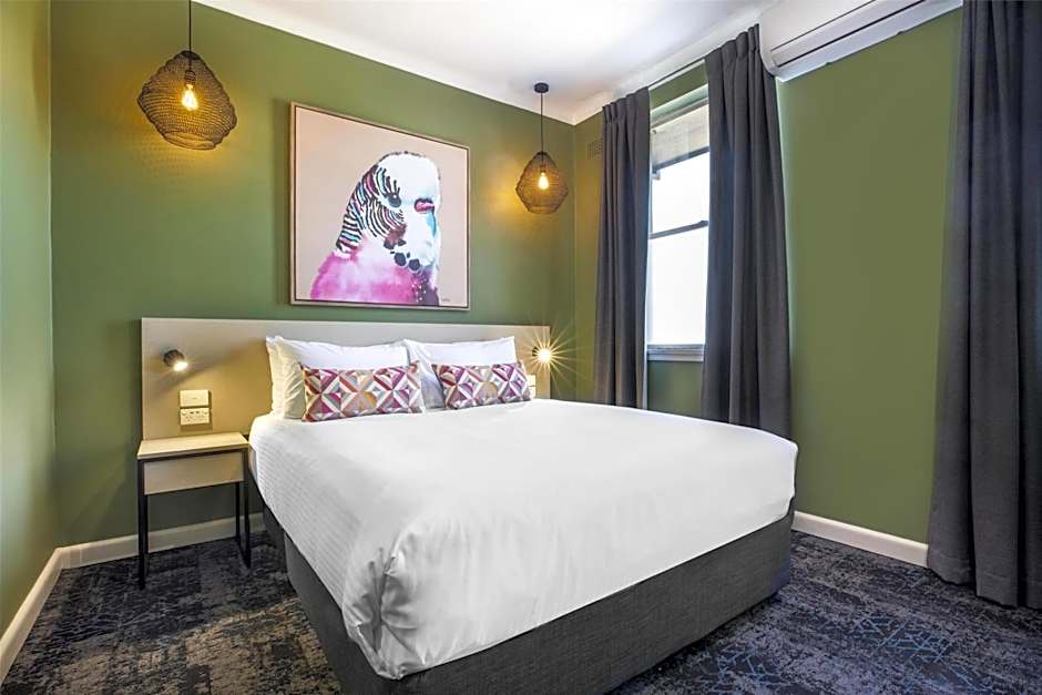 Nightcap at Pritchards Hotel