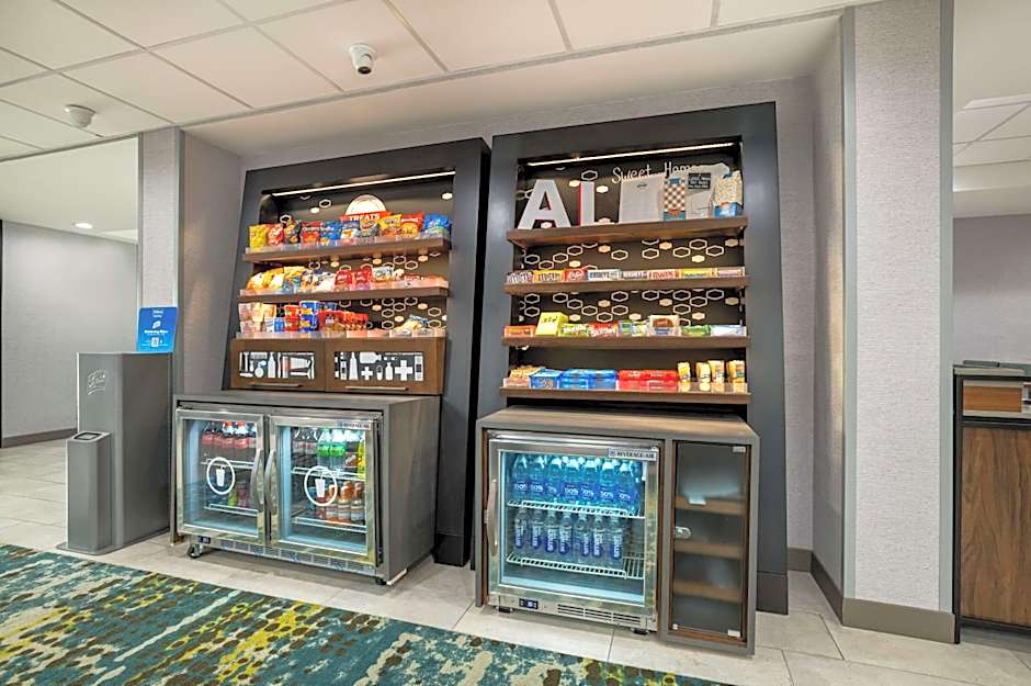 Hampton Inn By Hilton Gadsden