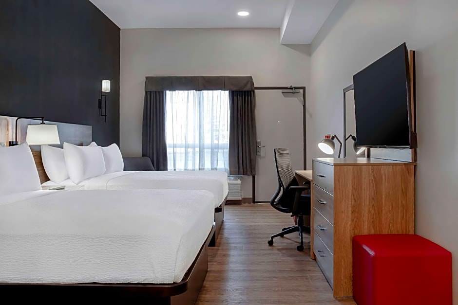 Photo 1 of 1 of 2 Queen Beds, Main Floor, Adjoining Conference Room, Non-Smoking