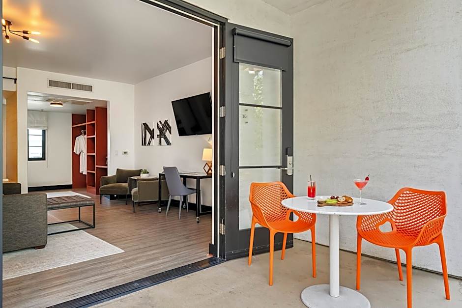 Hotel Casa 425 + Lounge, A Four Sisters Inn