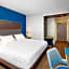 Tru by Hilton Atlanta Northlake Parkway