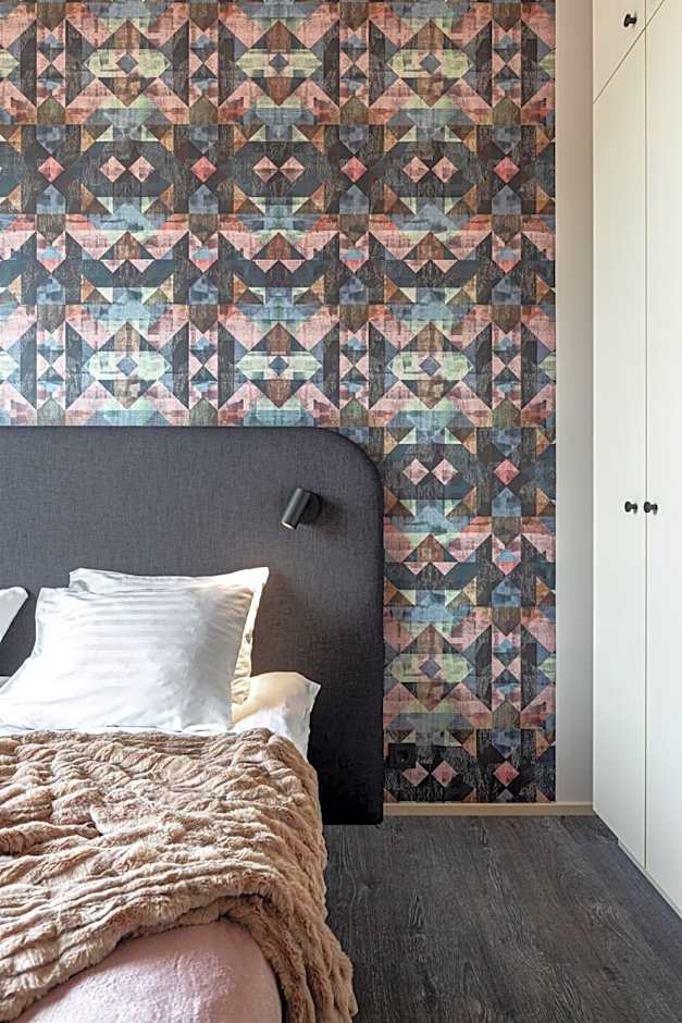 Hugo Apartment Hotel