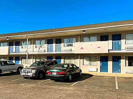 Motel 6 Millington TN
