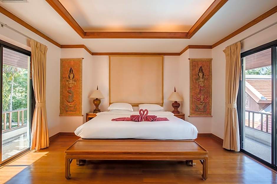 Solas Pool Villa Grand Villa With Private Pool