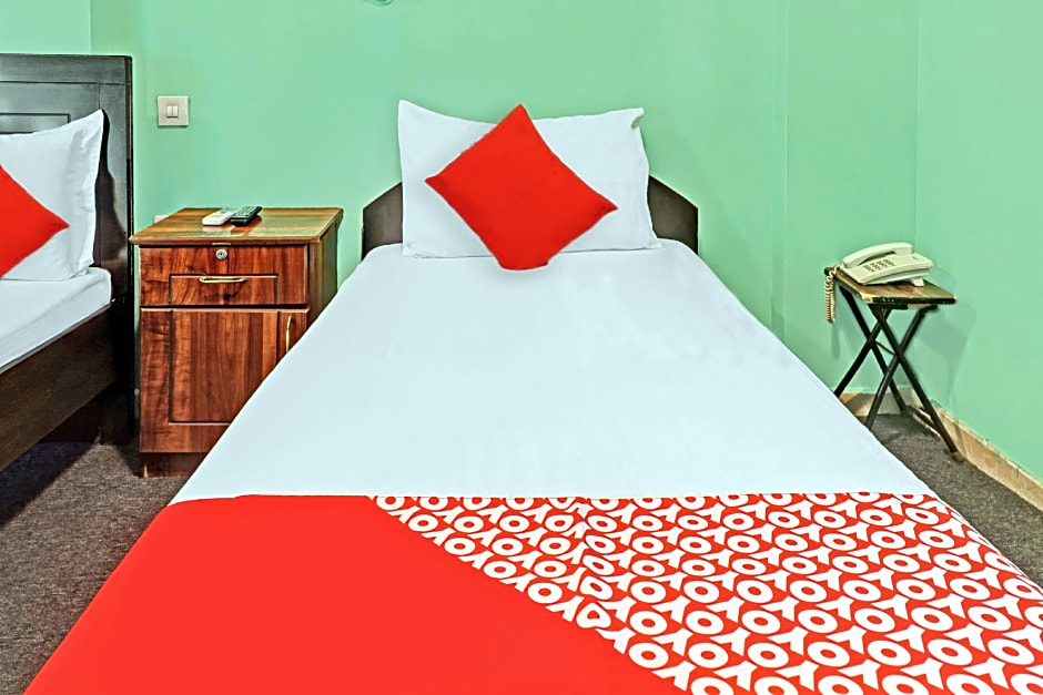 OYO 795 Al Karawan Hotel