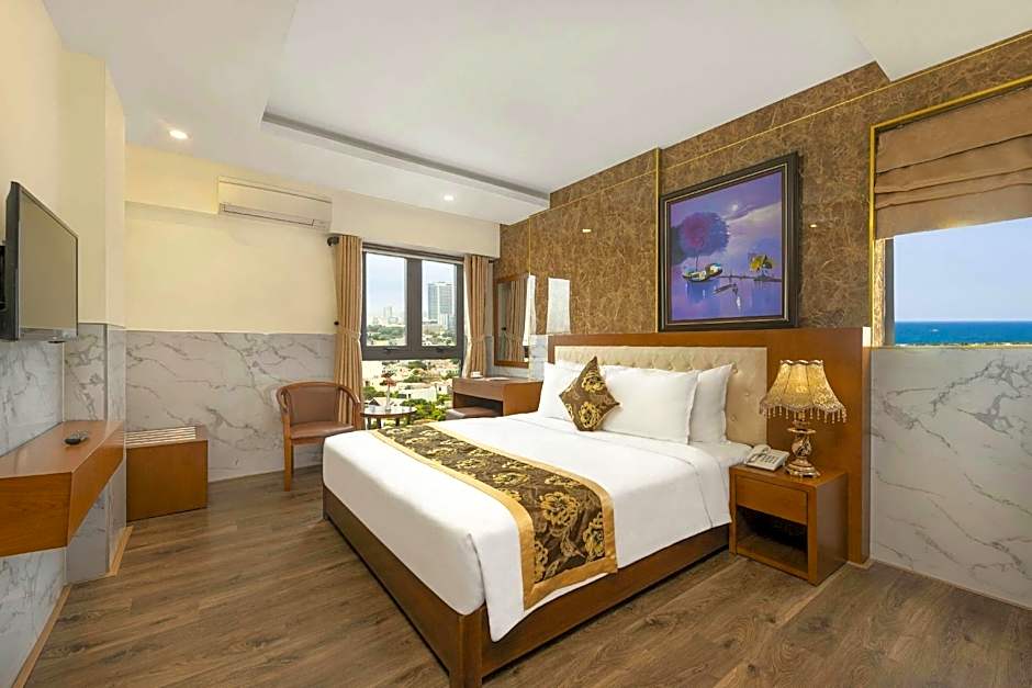 Delicate Hotel