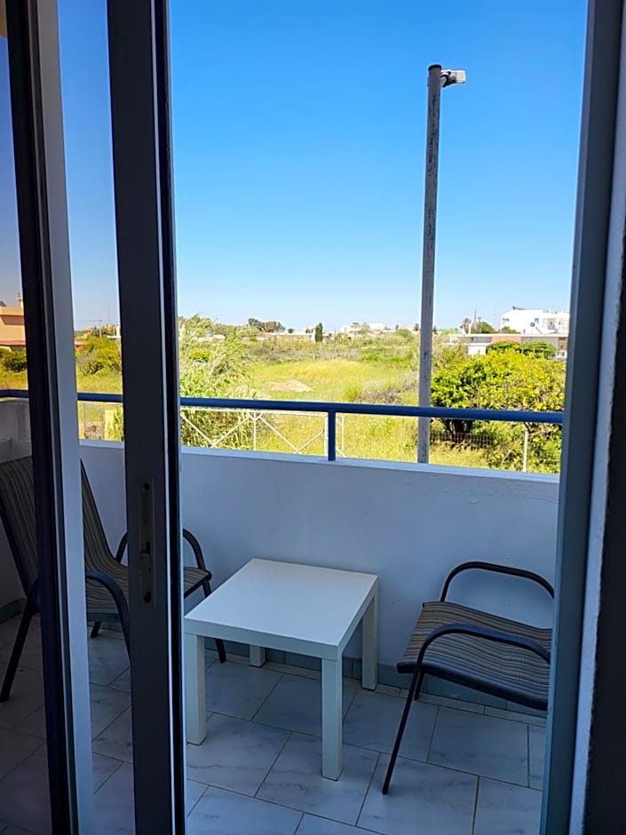 Pyrgos Hotel Apartments