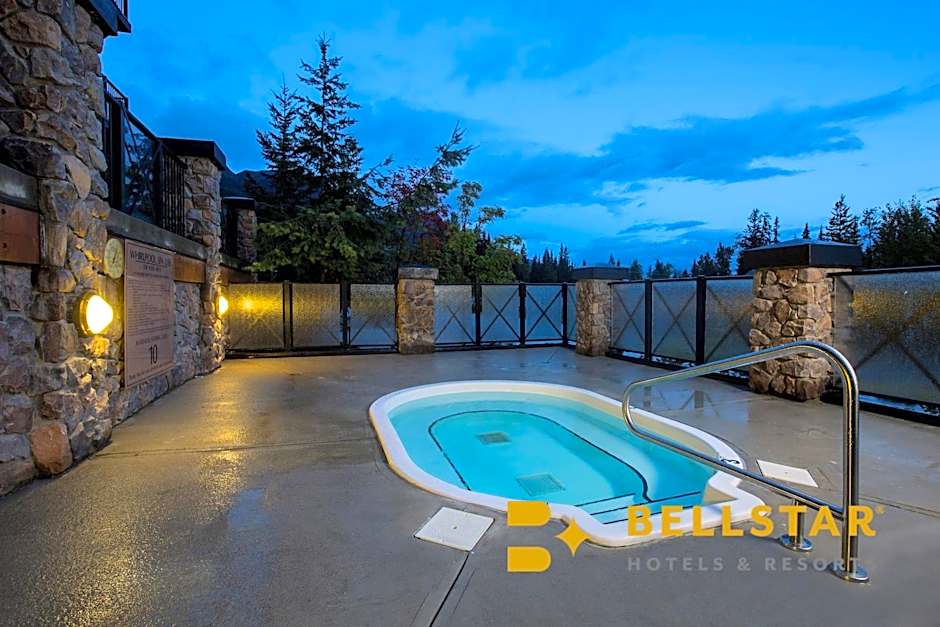 Glacier Mountaineer Lodge